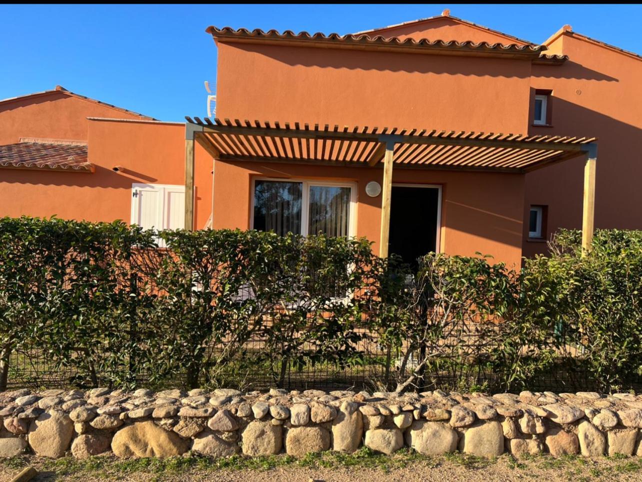 Residence Hoteliere Les Hameaux De Saint Cyprien Appartement 2 Chambres Lecci Zewnętrze zdjęcie